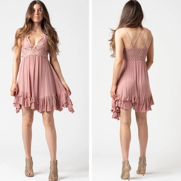 Free People Adella Lace Slip Dress Crochet Pink Rose Layered Bottom Festival - Picture 1 of 10